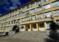 Ученици отказаха да влязат в час във Варна: Протестират пред Професионалната техническа гимназия